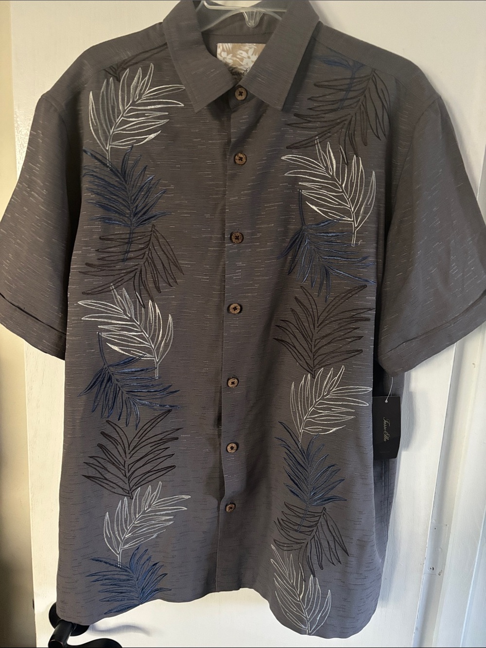 Tasso Elba Gray Short-Sleeve Palm Embroidered Button-Down Shirt